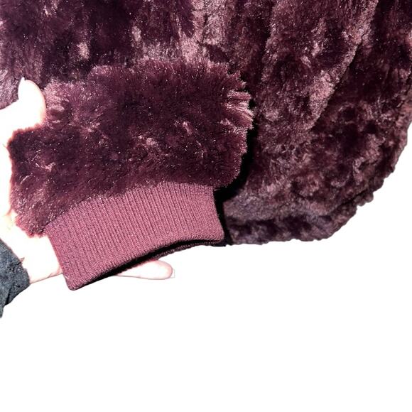Sanctuary merlot Faux Fur Jacket With Pockets - Size L  - NWOT - Picture 6 of 11